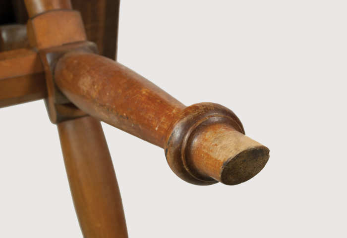 Lot 115: Rare Shaker Sawbuck Table – Willis Henry Auctions, Inc.