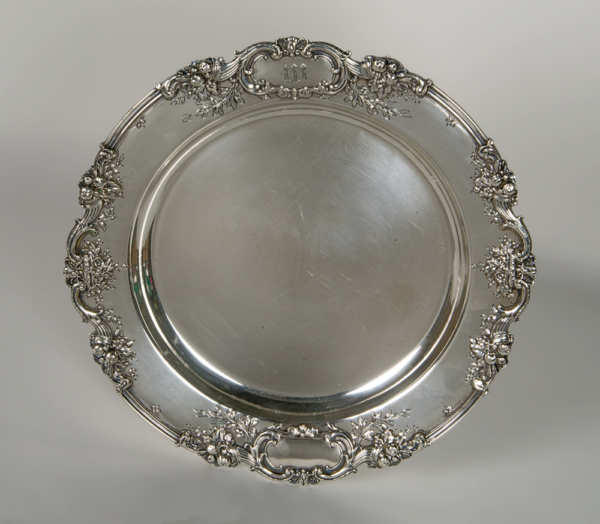 Lot 131: Sterling Silver Tray – Willis Henry Auctions, Inc.